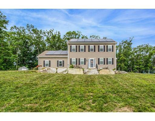 34 Glenside Dr, Blackstone, MA 01504