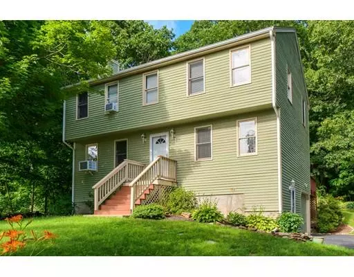 10 Mayflower Circle, Shrewsbury, MA 01545