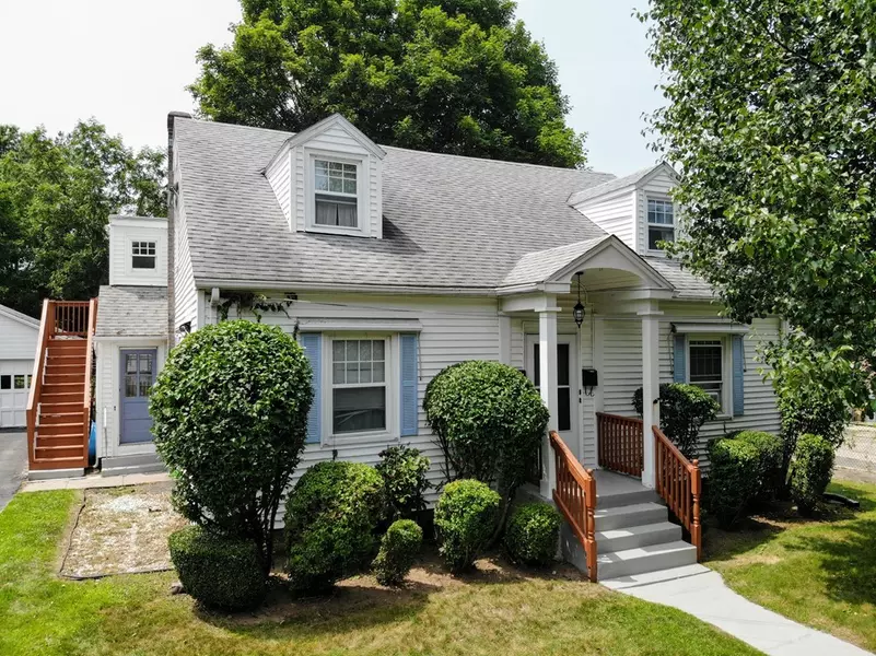 25 Granville, Holyoke, MA 01040