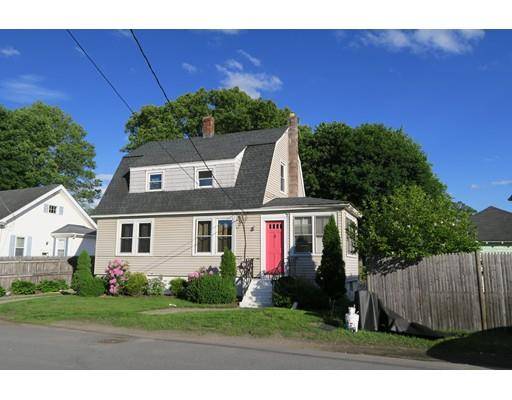 7 Fuyat St, Hudson, MA 01749