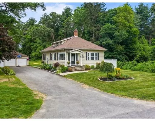 Seekonk, MA 02771,96 Hope St