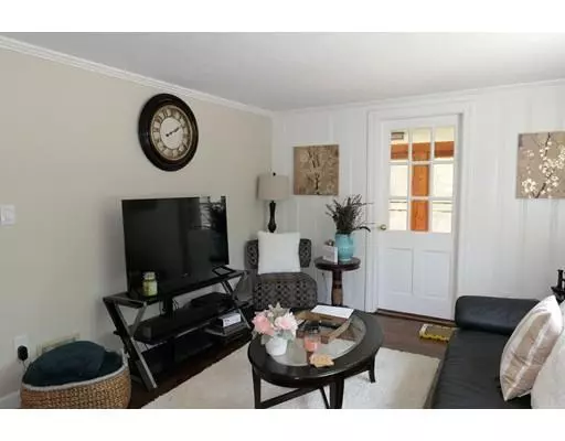 Stoneham, MA 02180,5 Cottage St