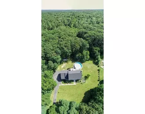 Groton, MA 01450,93 Castle Dr
