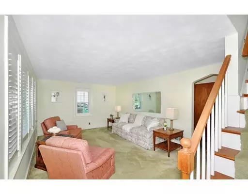 Arlington, MA 02474,22 Wellesley Rd