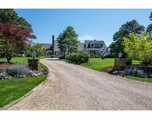 27 Dunes Rd, Harwich, MA 02646