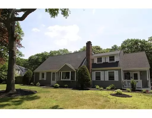 10 Lan Road, Sandwich, MA 02563