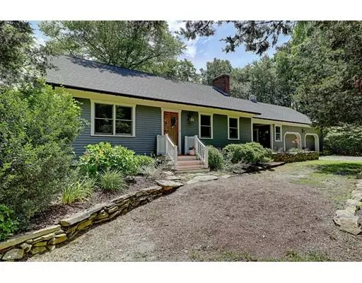 41 Reservoir Ave, Rehoboth, MA 02769