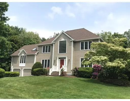 Andover, MA 01810,1 Meadow View Ln