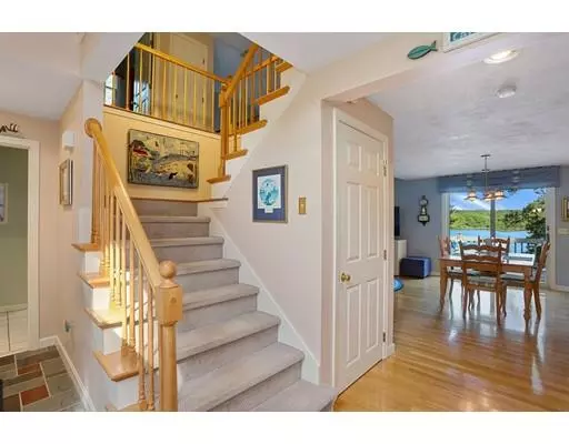 Brewster, MA 02631,70 Pine View Dr