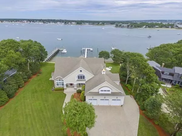 12 Widows Cove Ln, Wareham, MA 02571