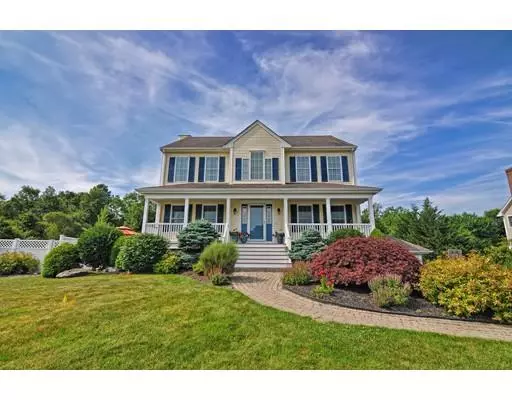 42 Kensington Ct, Swansea, MA 02777