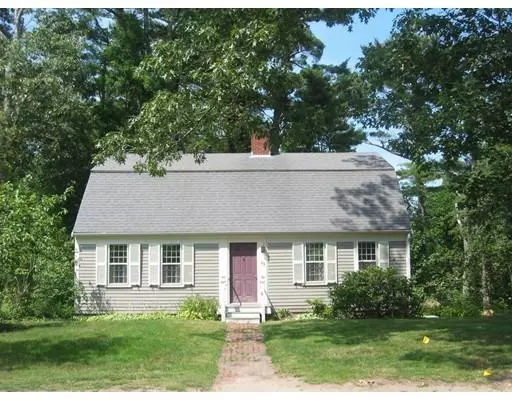 93 Blodgett Ave, Duxbury, MA 02332