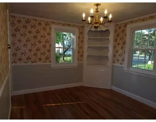 Saugus, MA 01906,22 Greystone Road
