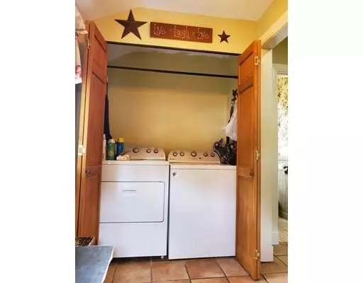 Abington, MA 02351,662 Adams St