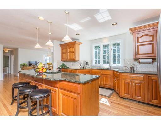 Easton, MA 02356,24 Hillington Dr