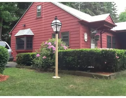 Paxton, MA 01612,34 Highland St