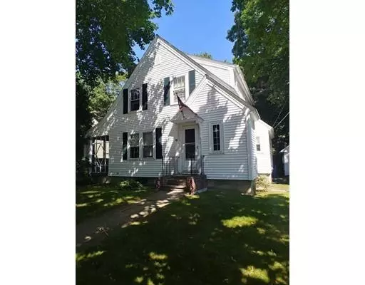 25 Cottage St, Northbridge, MA 01588