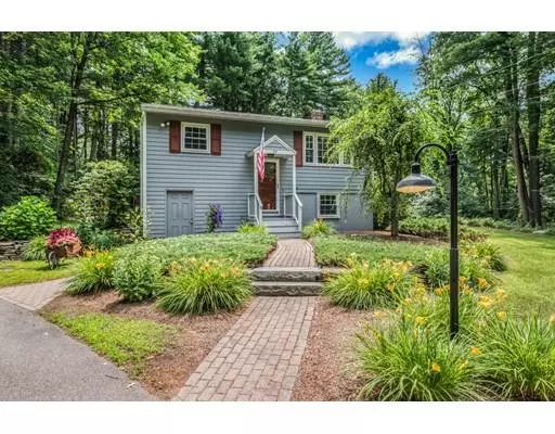 37 Packard Rd, Stow, MA 01775