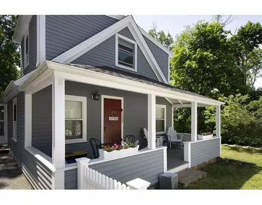 290 Beechwood St, Cohasset, MA 02025