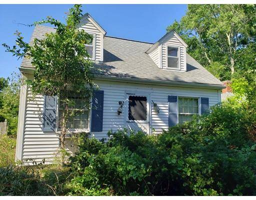 33 Mason Rd, Freetown, MA 02717