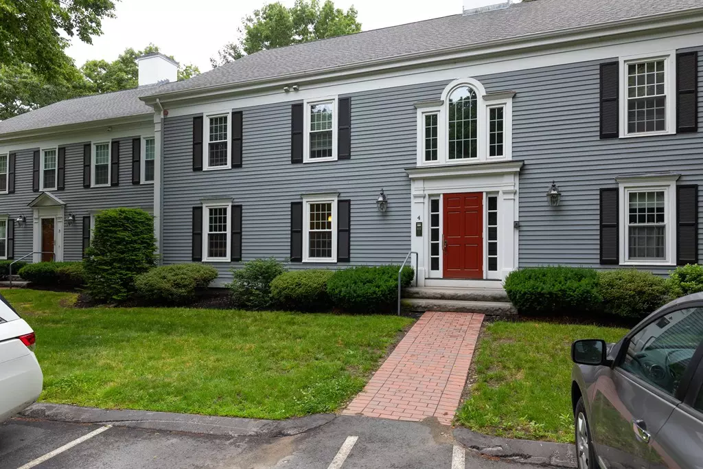 Medfield, MA 02052,55 West Street #4A