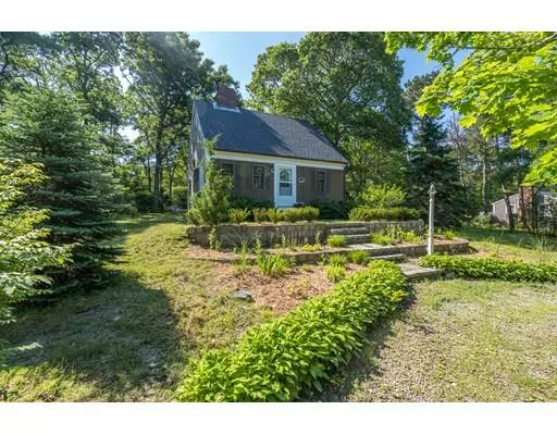 16 Lowell Dr, Orleans, MA 02653