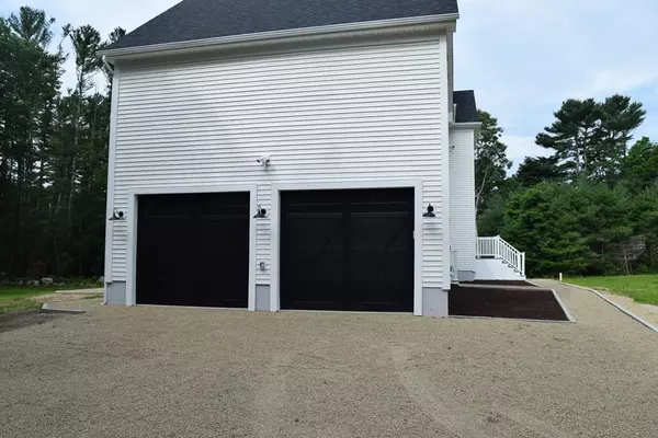 Rochester, MA 02770,298 New Bedford Road