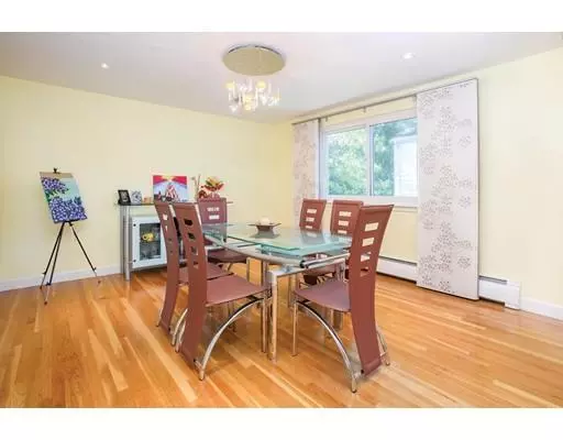 Newton, MA 02459,95 Adeline Road