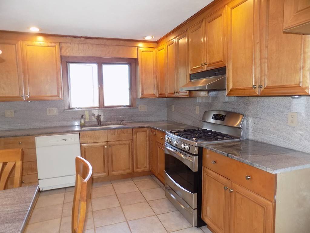 Revere, MA 02151,35 Walnut St