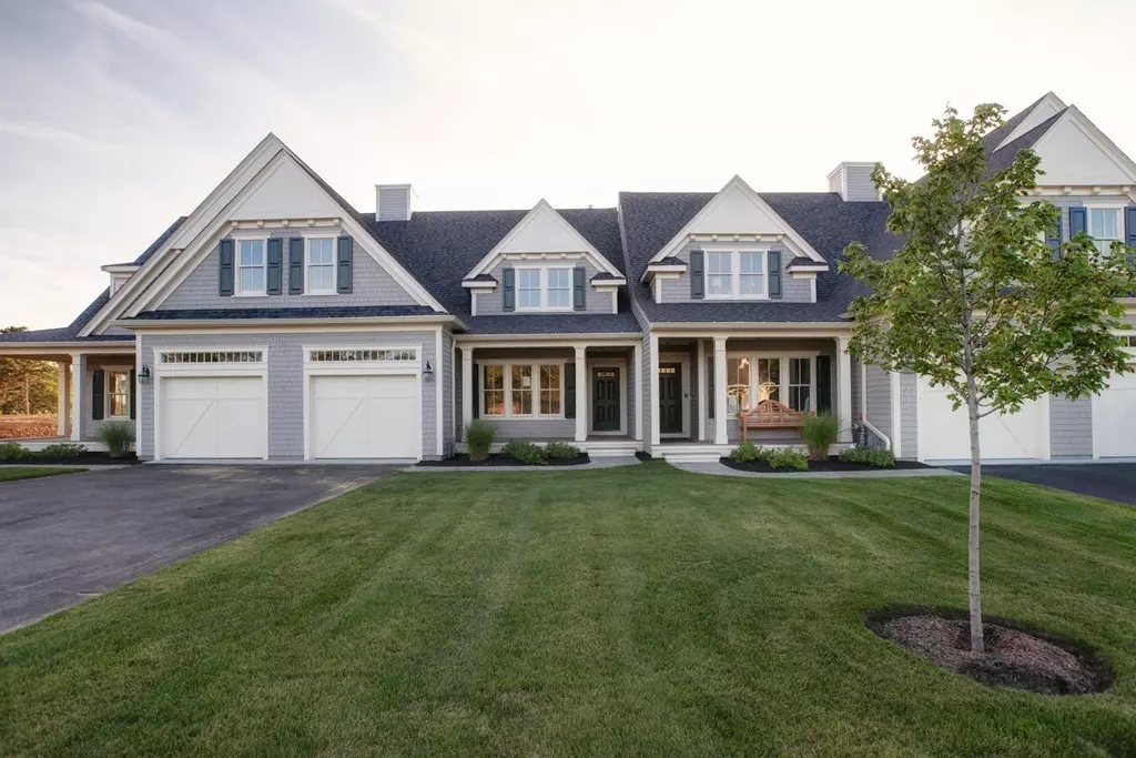 Bourne, MA 02534,1090 Shore Road #1