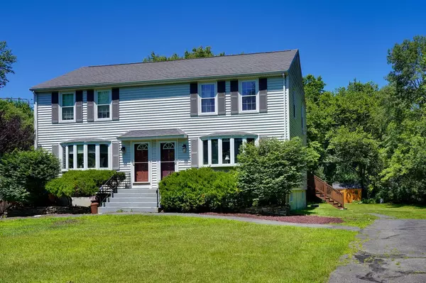 208 Farm St #208, Bellingham, MA 02019