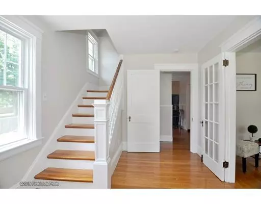 Seekonk, MA 02771,492 Taunton Ave