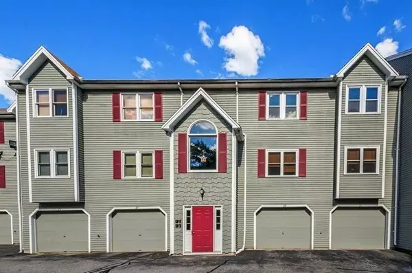 124 Tennis Plaza Road #26, Dracut, MA 01826