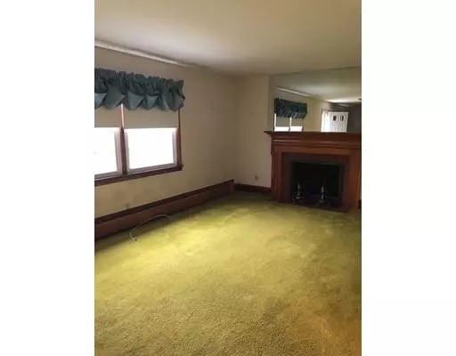 Fall River, MA 02724,612 Charles St