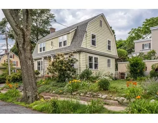 Arlington, MA 02476,21 Devereaux St