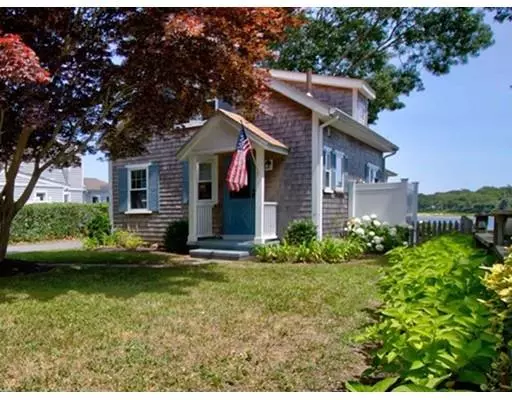 7 Reynolds Ave, Wareham, MA 02571