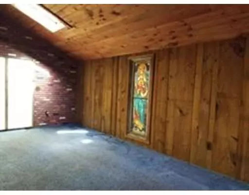 Sturbridge, MA 01518,76 Stallion Hill Rd