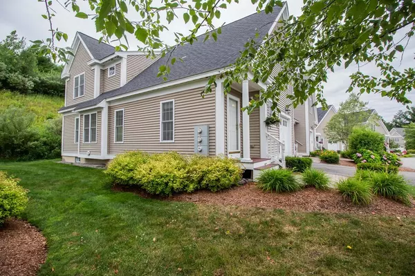 3 Bayberry Ln #C, Ayer, MA 01432