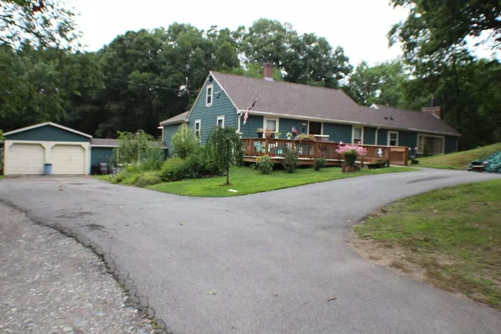 Rehoboth, MA 02769,94 Anawan St