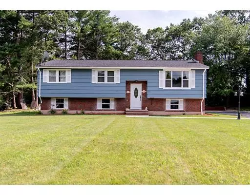 78 Everett Circle, Stoughton, MA 02072