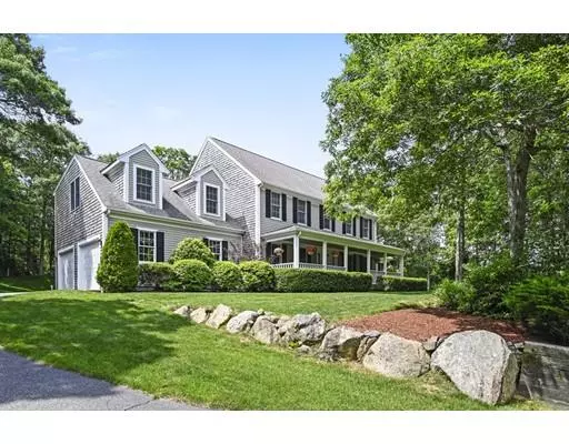 5 Telegraph Hill Rd, Sandwich, MA 02563