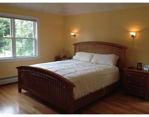 Woburn, MA 01801,12 Quimby Ave.