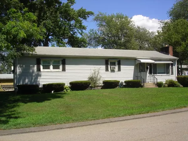 26 Myrick St, Ayer, MA 01432