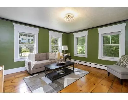 Southborough, MA 01772,56 Flagg Rd