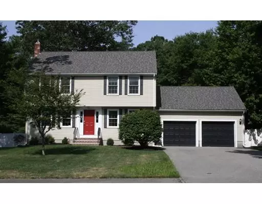 191 Presidential Dr, Abington, MA 02351