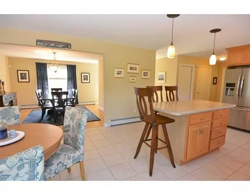 Fitchburg, MA 01420,69 Macintosh Ln