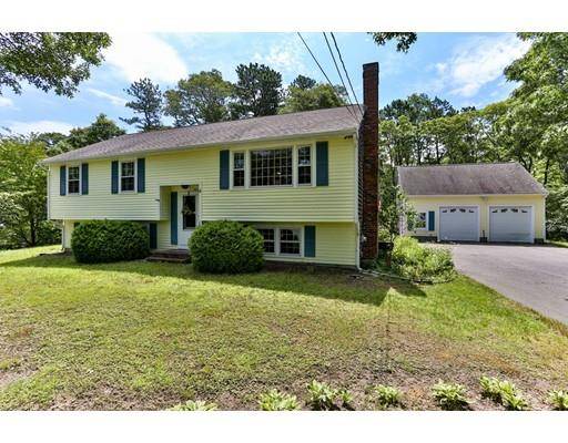 20 Portside Dr, Bourne, MA 02559