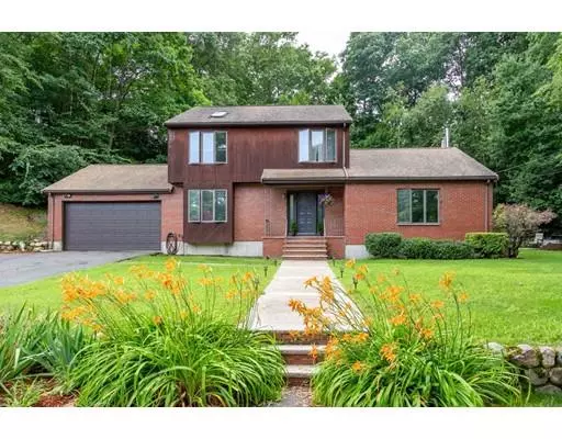 Lynn, MA 01904,2 Karen Road