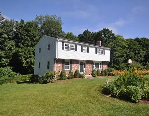 13 Faulkner Hill Rd, Acton, MA 01720