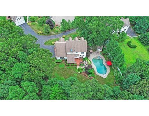 Wrentham, MA 02093,35 Hillside Dr